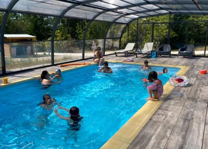 Mobil Confortable Avec Terrasse En Charente-maritime - Api-1-52-690 *