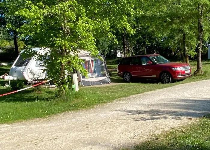 Mobil Confortable Avec Terrasse En Charente-maritime - Api-1-52-690 Le Fouilloux